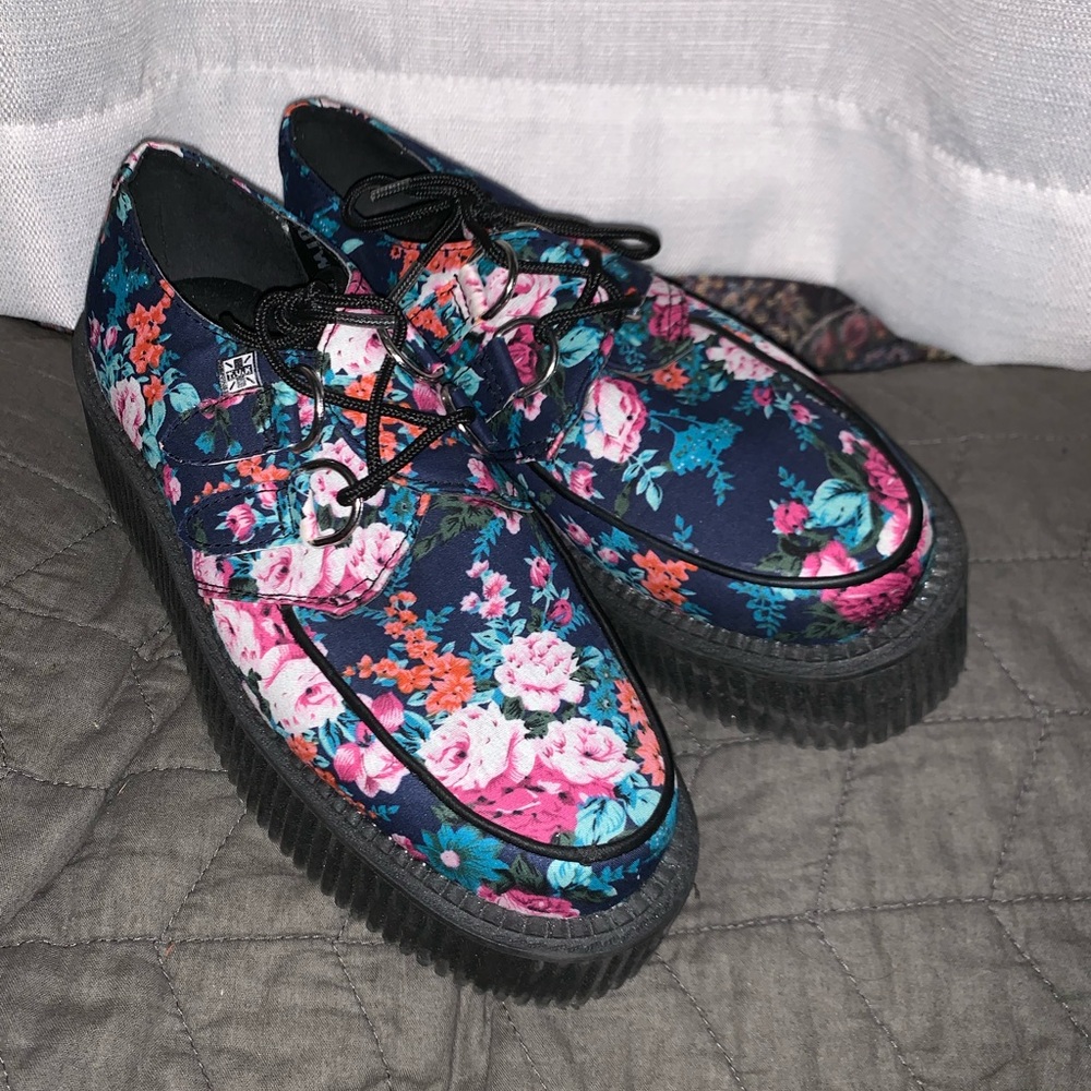 TUK Creepers size 5 womens